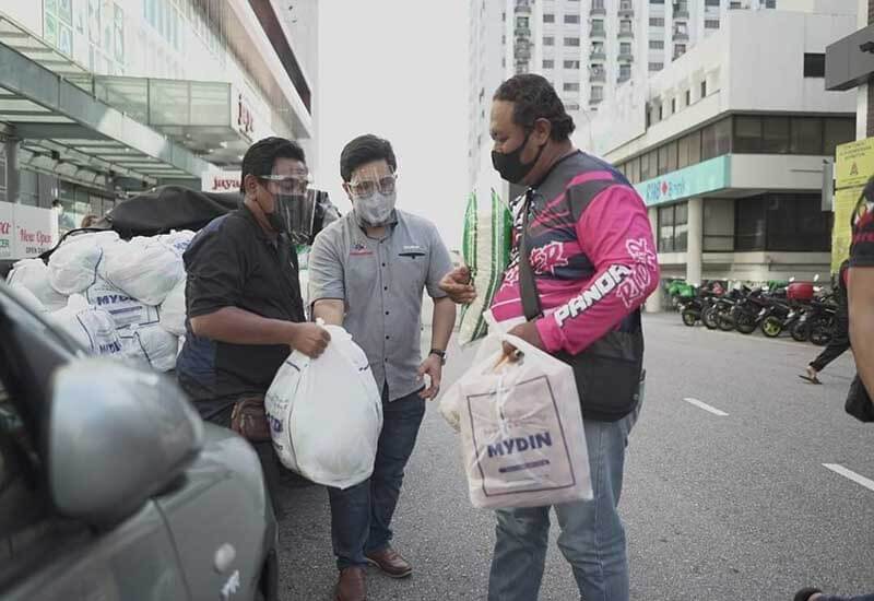 50 pek makanan untuk rider FoodPanda dan McDonaldu0027s  MyCARE